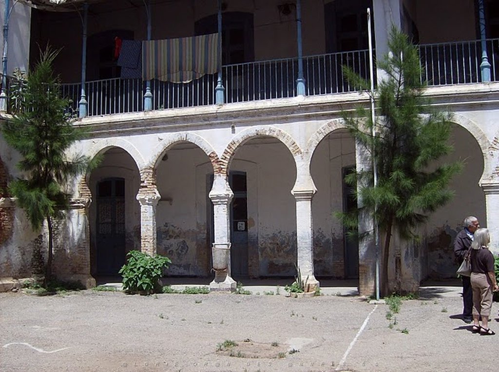 ORAN 2010  ECOLE SEDIMAN (8).jpg